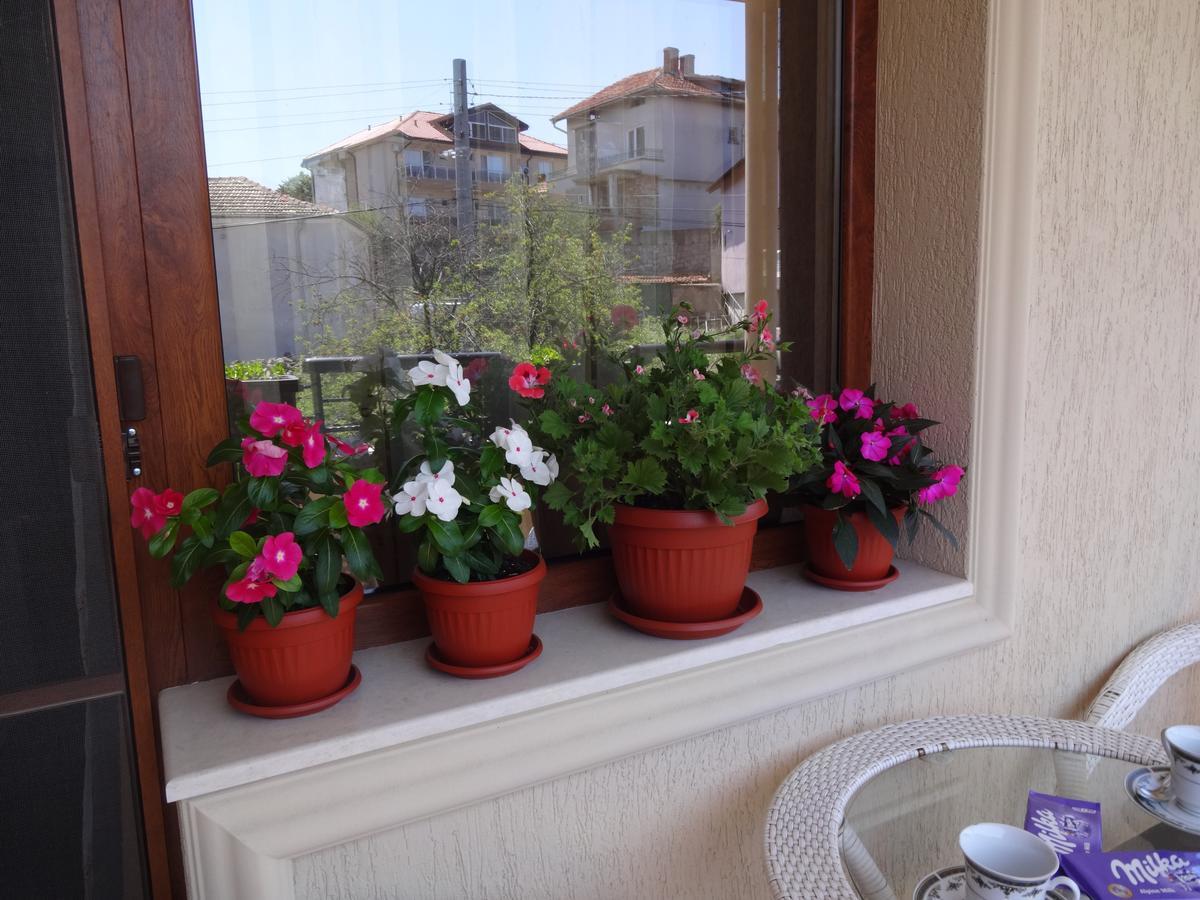 צ'רנומורץ Apartments Dona מראה חיצוני תמונה