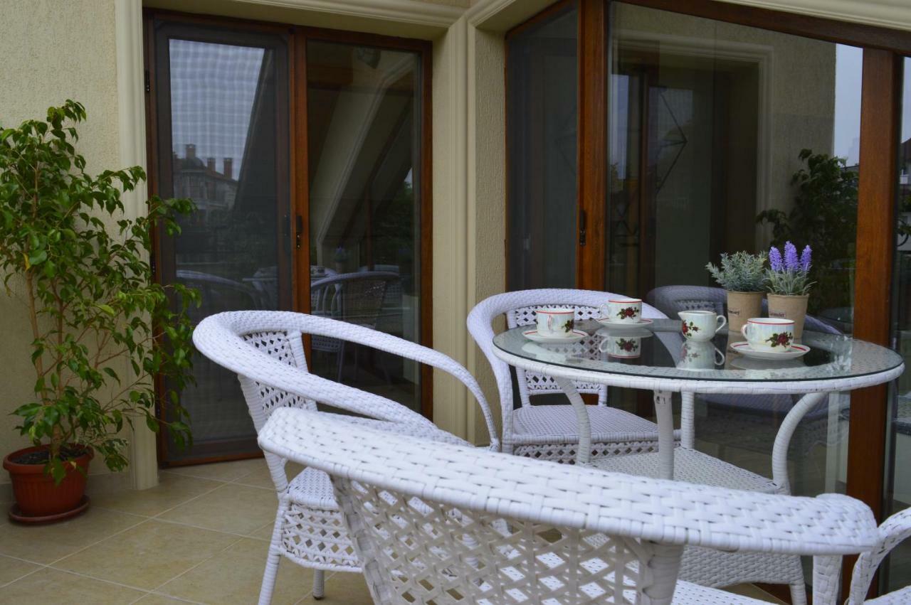 צ'רנומורץ Apartments Dona מראה חיצוני תמונה